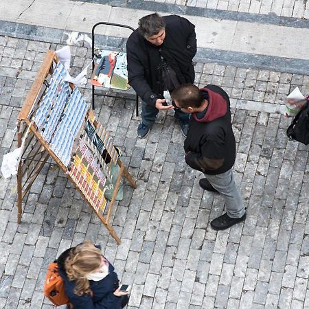 Central44 Yolo Casual Suite Athén Kültér fotó