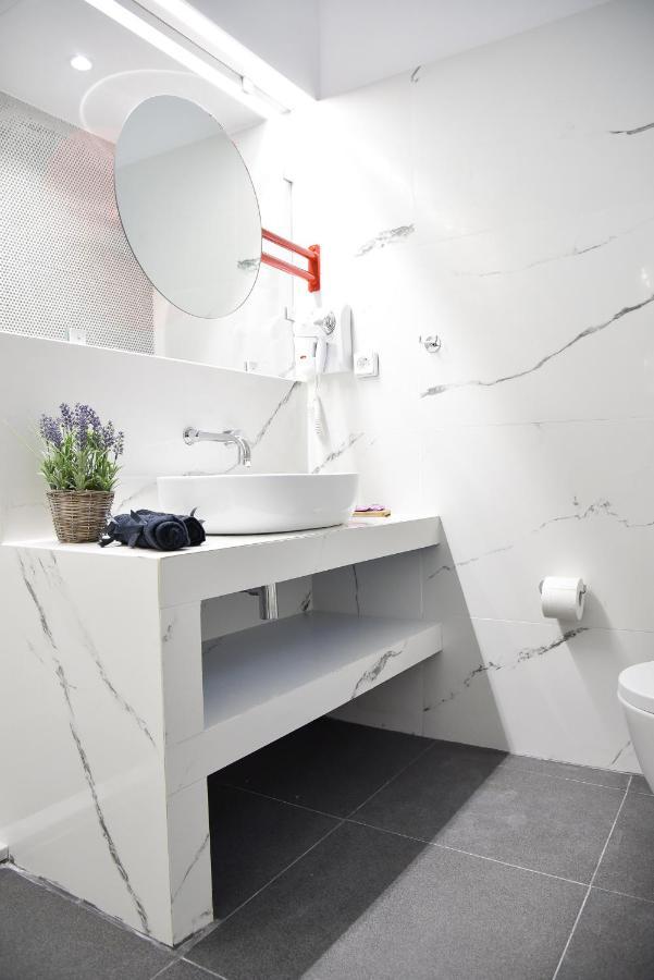 Central44 Yolo Casual Suite Athén Kültér fotó